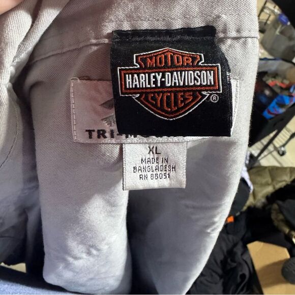Harley Davidson Grey Sturgis Bike Week Graphic Short Sleeve Button Up Shirt - Picture 4 of 4